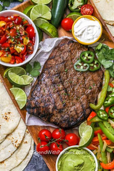 how long to cook beef fajitas on charcoal grill